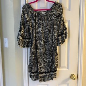 Black and White Paisley Flow Dress